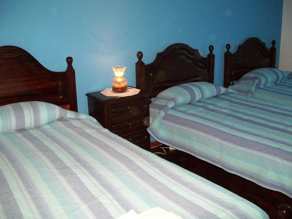 Pacheco'S Guesthouse Lagos Exterior photo
